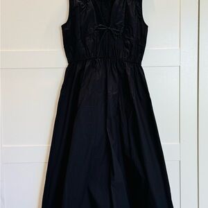 Mod Ref Black Sleeveless Dress